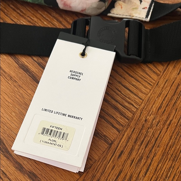 Herschel Supply Company Floral Print Bag - Picture 7 of 7